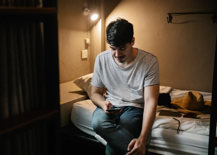 Illustration: Social Media klaut uns das Leben